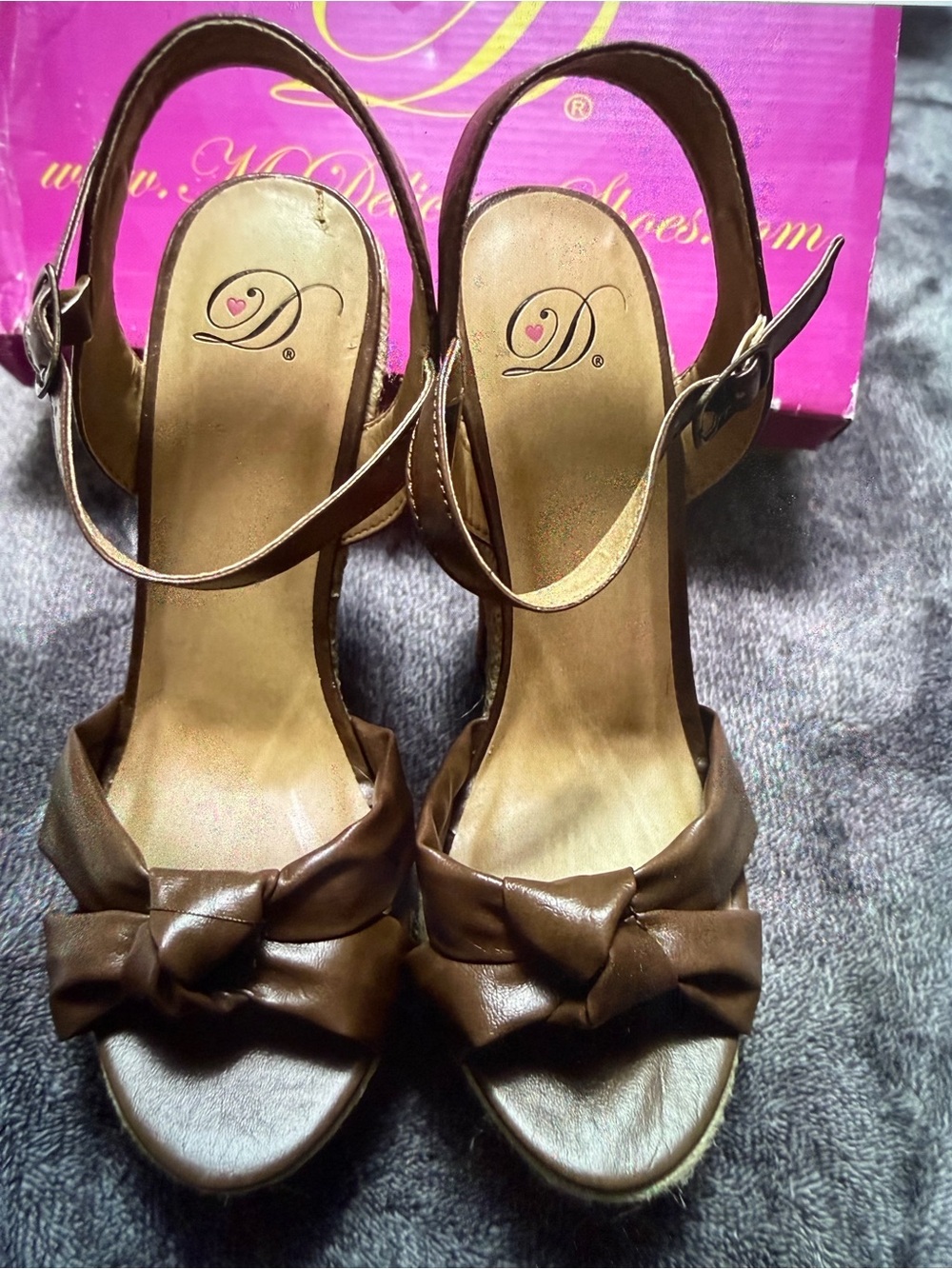 Delicious Brown Knot-Front Slingback Heels with Ankle Strap
